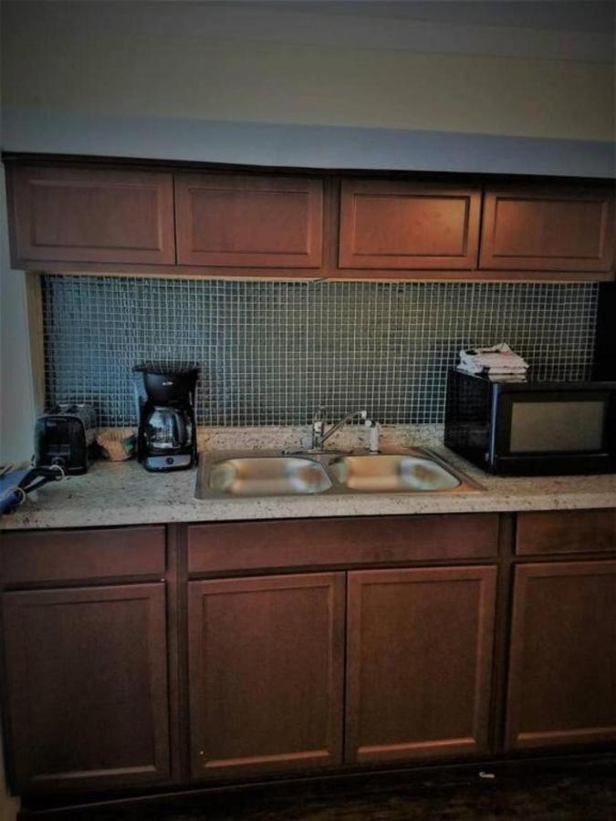 Cheap East Knoxville Basement Studio Εξωτερικό φωτογραφία